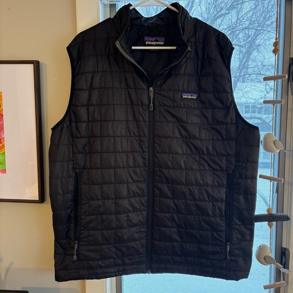 Patagonia Men’s Nano Puff Vest Black Size XL
